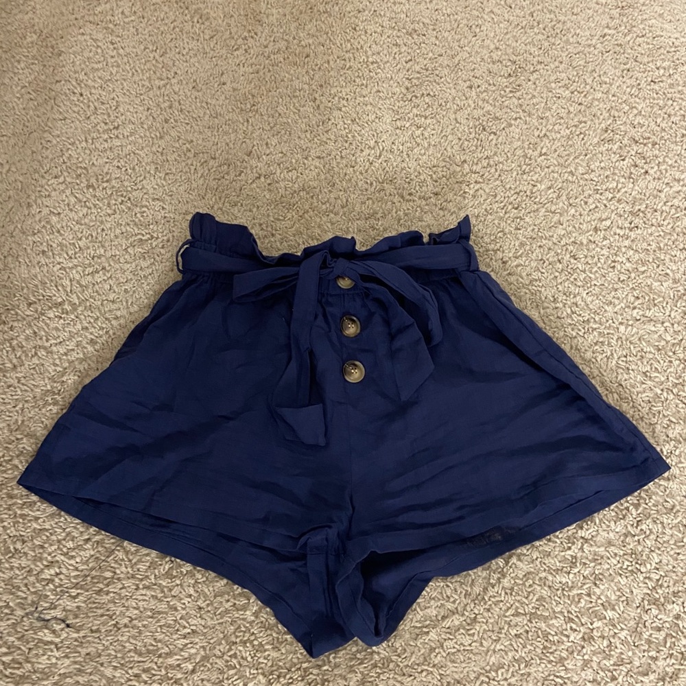 Flowy shorts